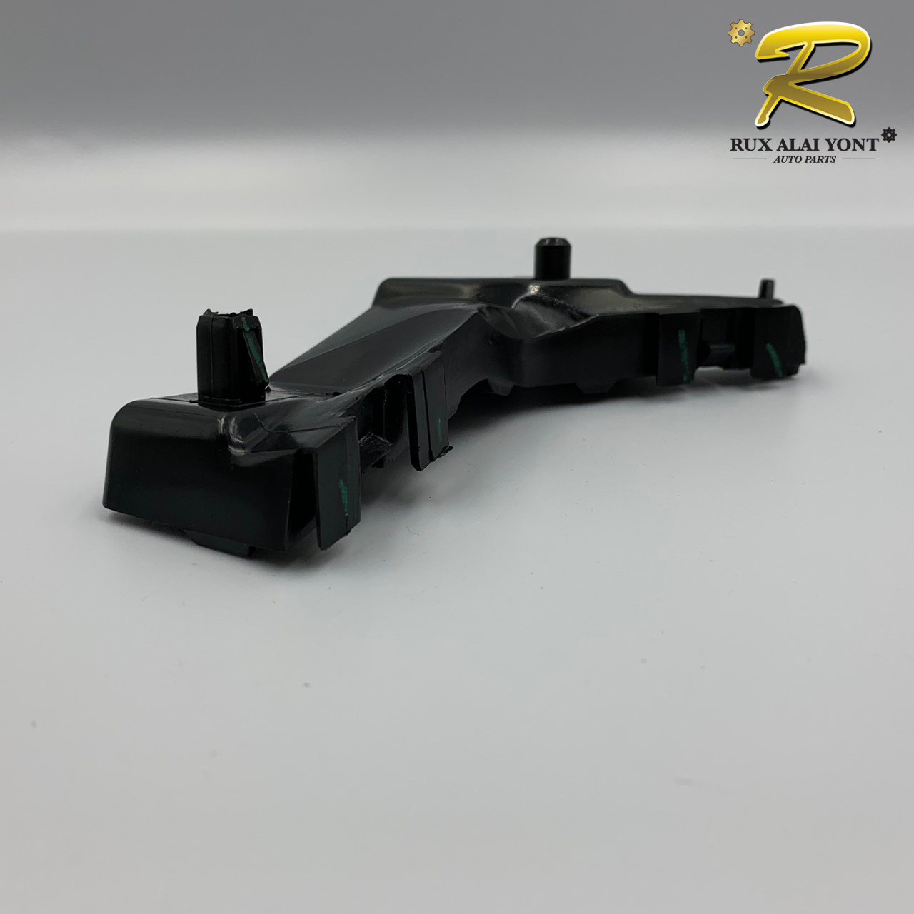 ขากันชน ขวา SUZUKI CARRY ซูซูกิ แครี่ (71731-61J01-000) แท้จาก Suzuki Thailand